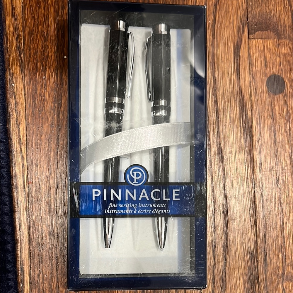 Boxed Pinnacle Pen Set